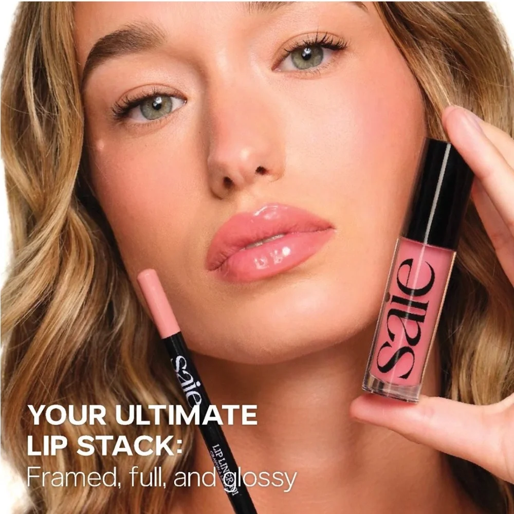 Saie Glossybounce High Shine Hydrating Lip Gloss Oil “Play”